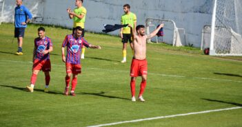 Τριανταφυλλάκος τα γκολ στο δεύτερο ημίχρονο